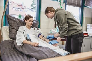 Praxisnahe Anwendung in der Ausbildung zur Pflegefachkraft